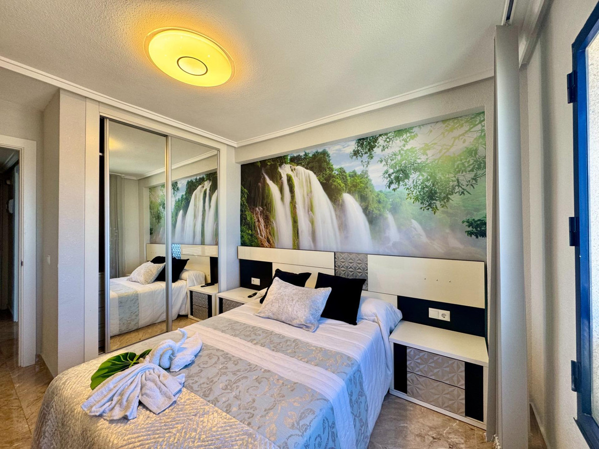 Se vende Apartamento Planta Media de 2 dormitorios en Costa Blanca, Alicante, España