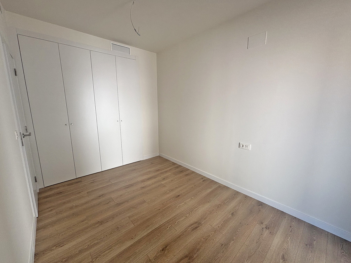 Se vende Apartamento Planta Media de 3 dormitorios en Costa Del Sol, Málaga, España