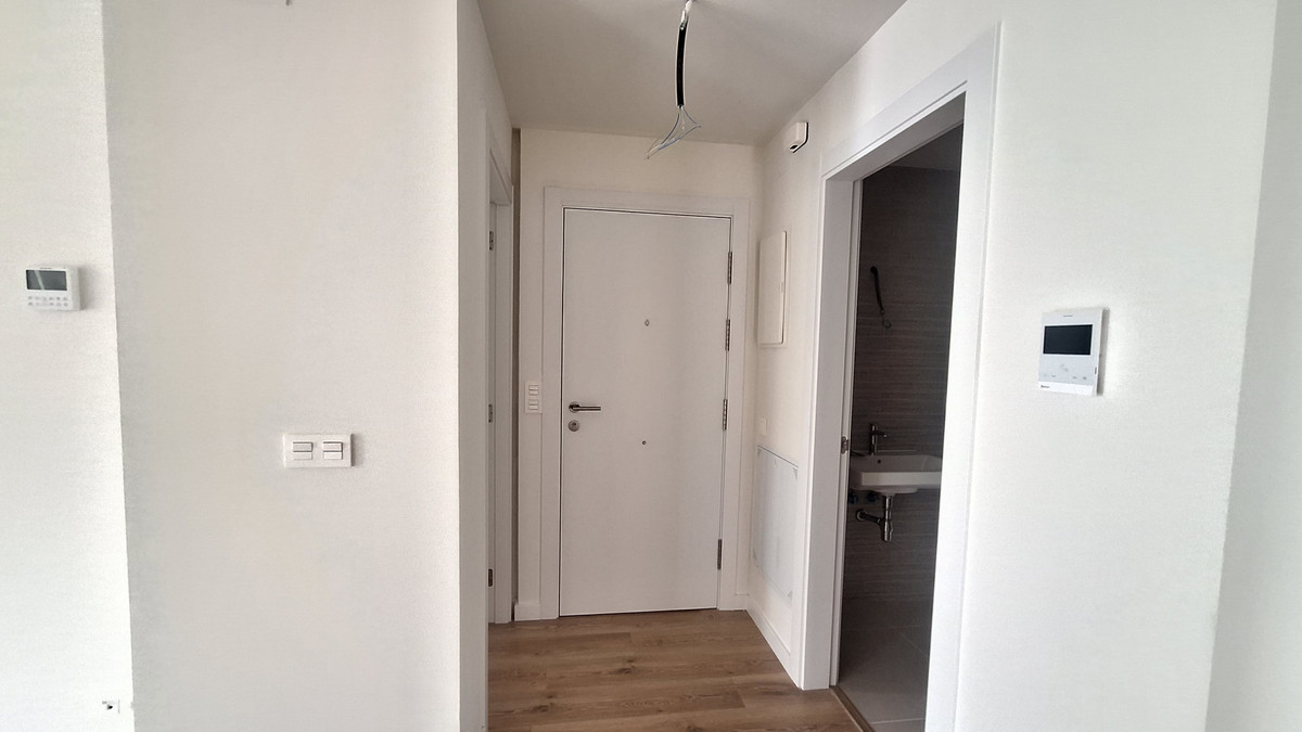 Se vende Apartamento Planta Media de 3 dormitorios en Costa Del Sol, Málaga, España