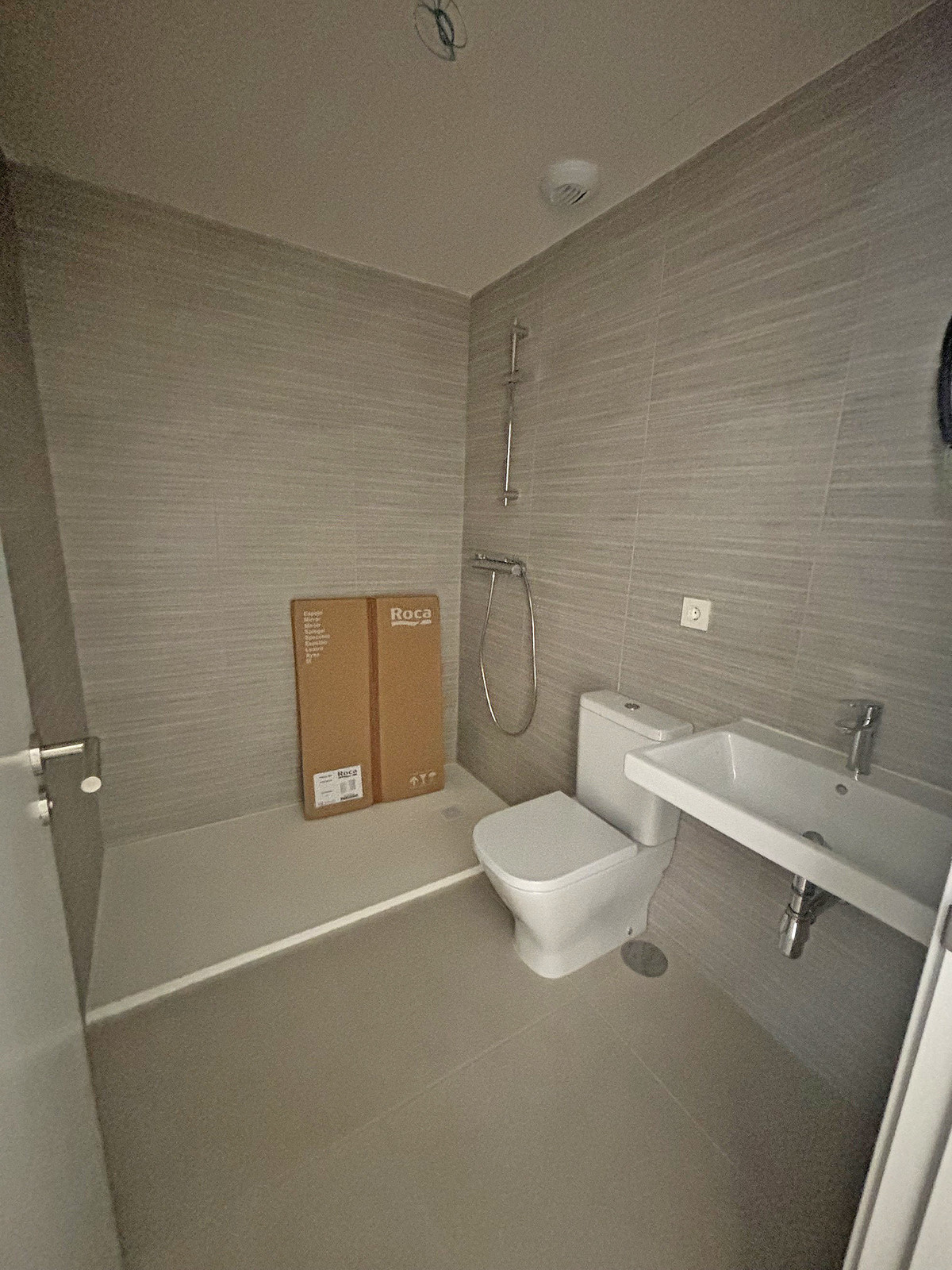Se vende Apartamento Planta Media de 3 dormitorios en Costa Del Sol, Málaga, España