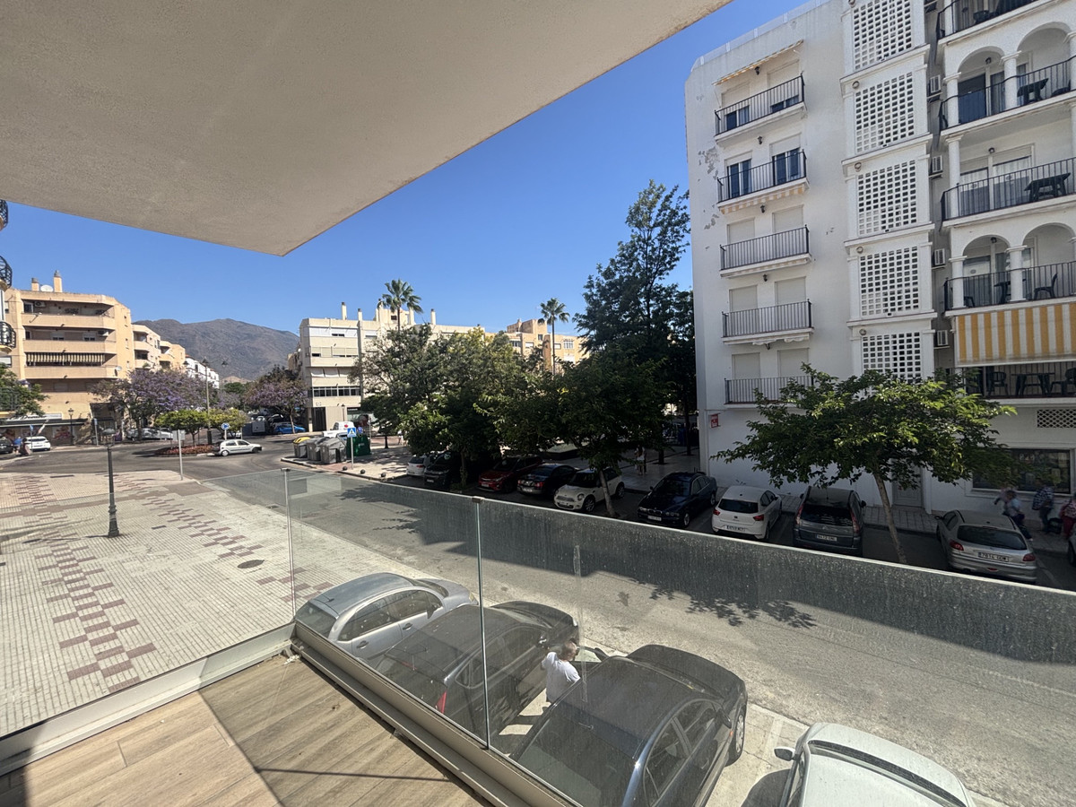 Se vende Apartamento Planta Media de 3 dormitorios en Costa Del Sol, Málaga, España
