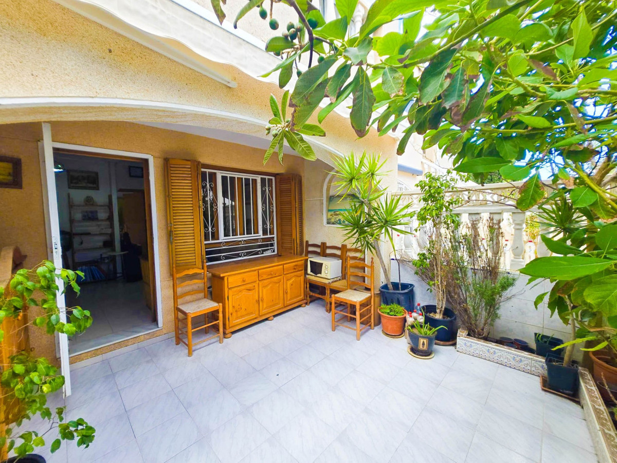 Se vende Bungalow de 1 dormitorios en Costa Blanca, Alicante, España