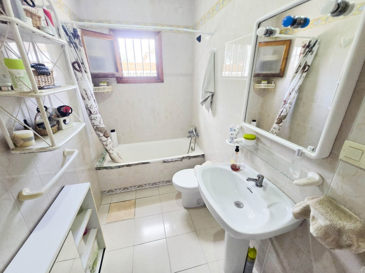 Se vende Bungalow de 1 dormitorios en Costa Blanca, Alicante, España