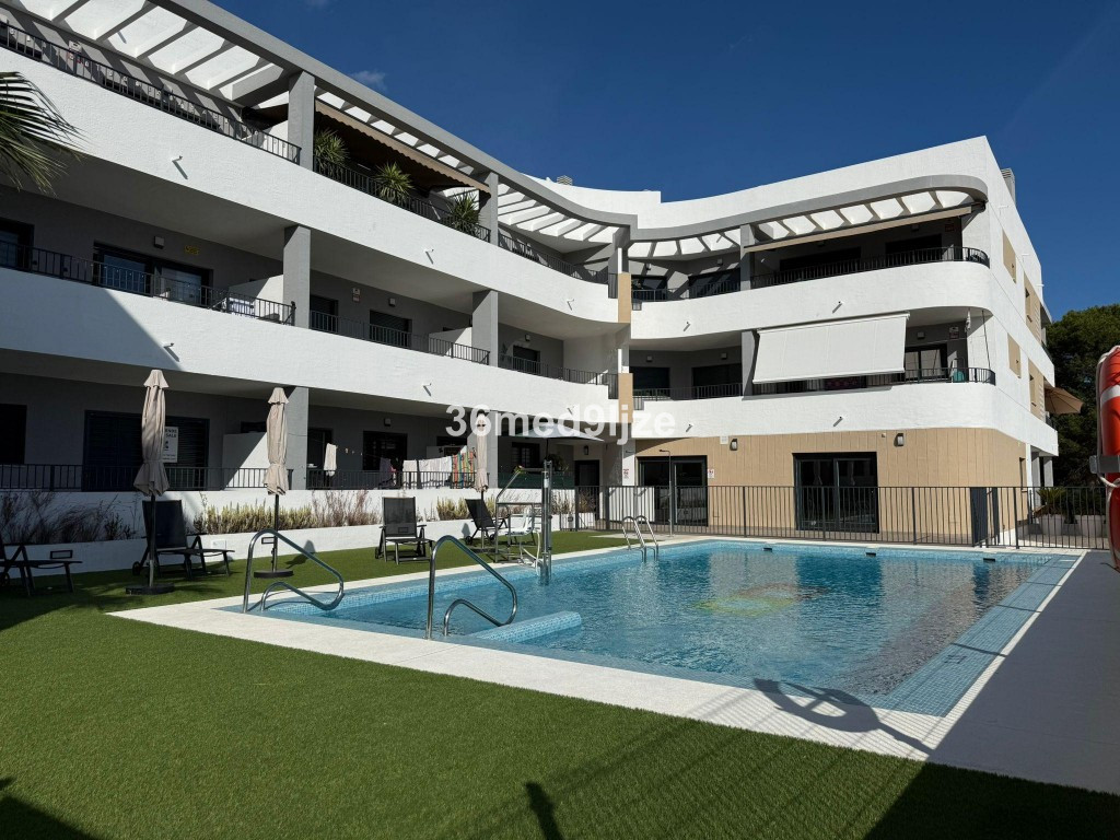Se vende Apartamento Planta Media de 1 dormitorios en Costa Blanca, Alicante, España