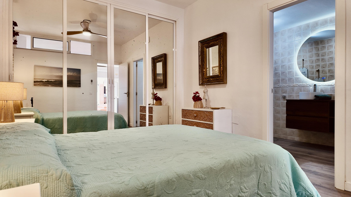 Se vende Apartamento Planta Baja de 1 dormitorios en Costa Del Sol, Málaga, España