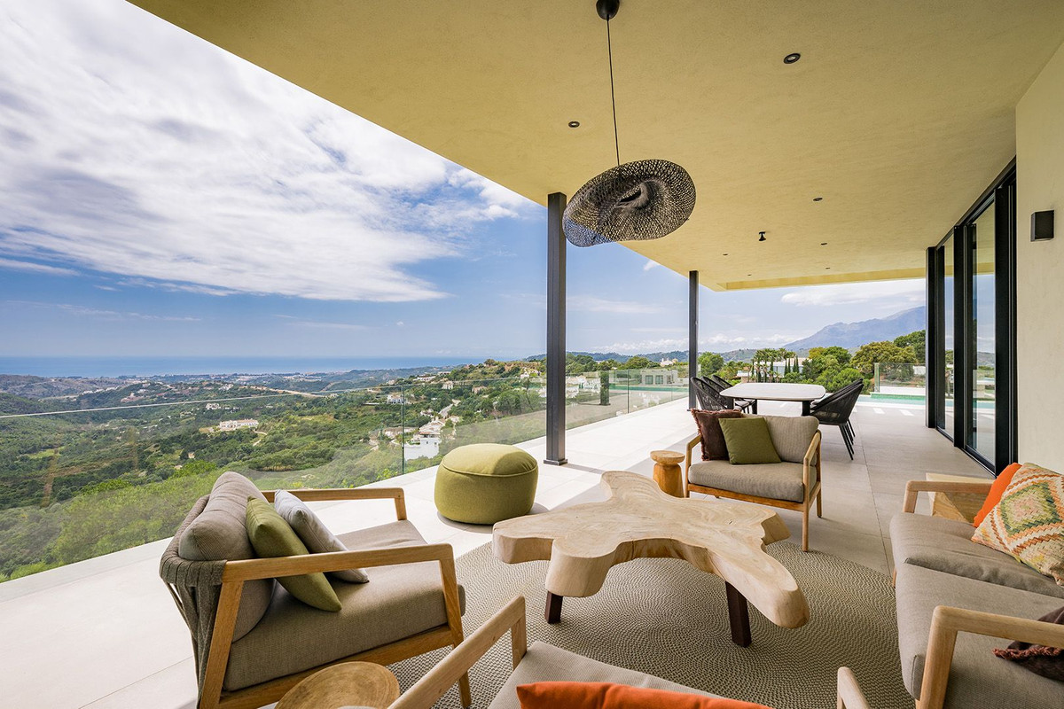 Se vende Villa - Chalet de 5 dormitorios en Costa Del Sol, Málaga, España