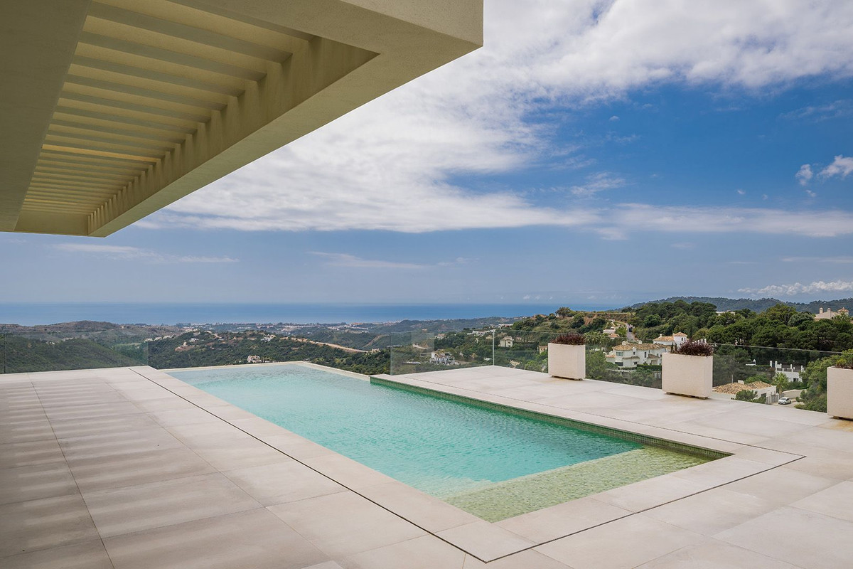 Se vende Villa - Chalet de 5 dormitorios en Costa Del Sol, Málaga, España