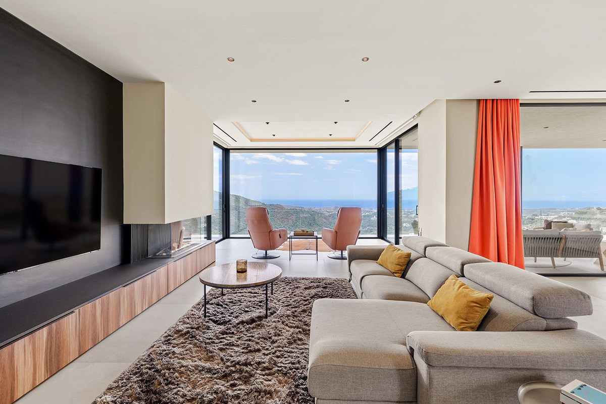 Se vende Villa - Chalet de 5 dormitorios en Costa Del Sol, Málaga, España