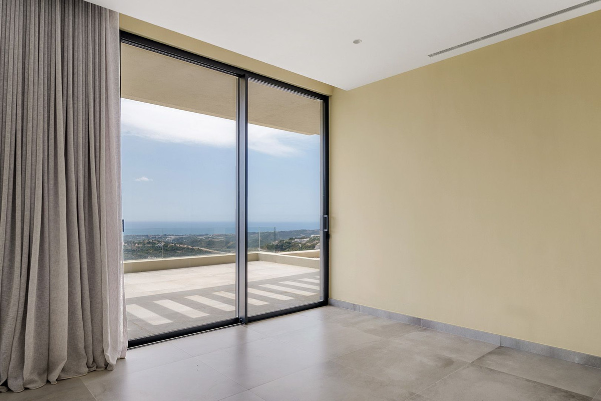 Se vende Villa - Chalet de 5 dormitorios en Costa Del Sol, Málaga, España