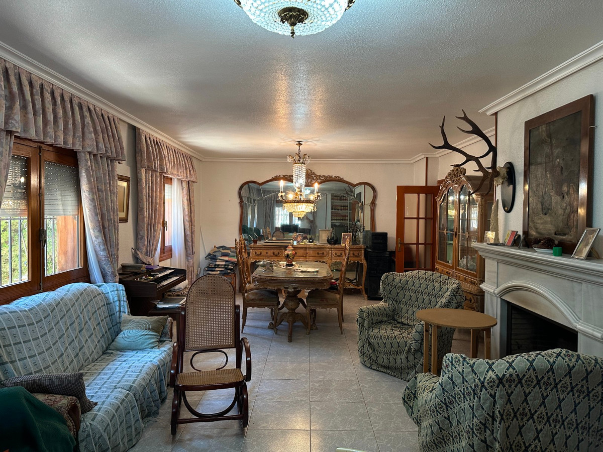 Se vende Villa - Chalet de 8 dormitorios en Costa Blanca, Alicante, España