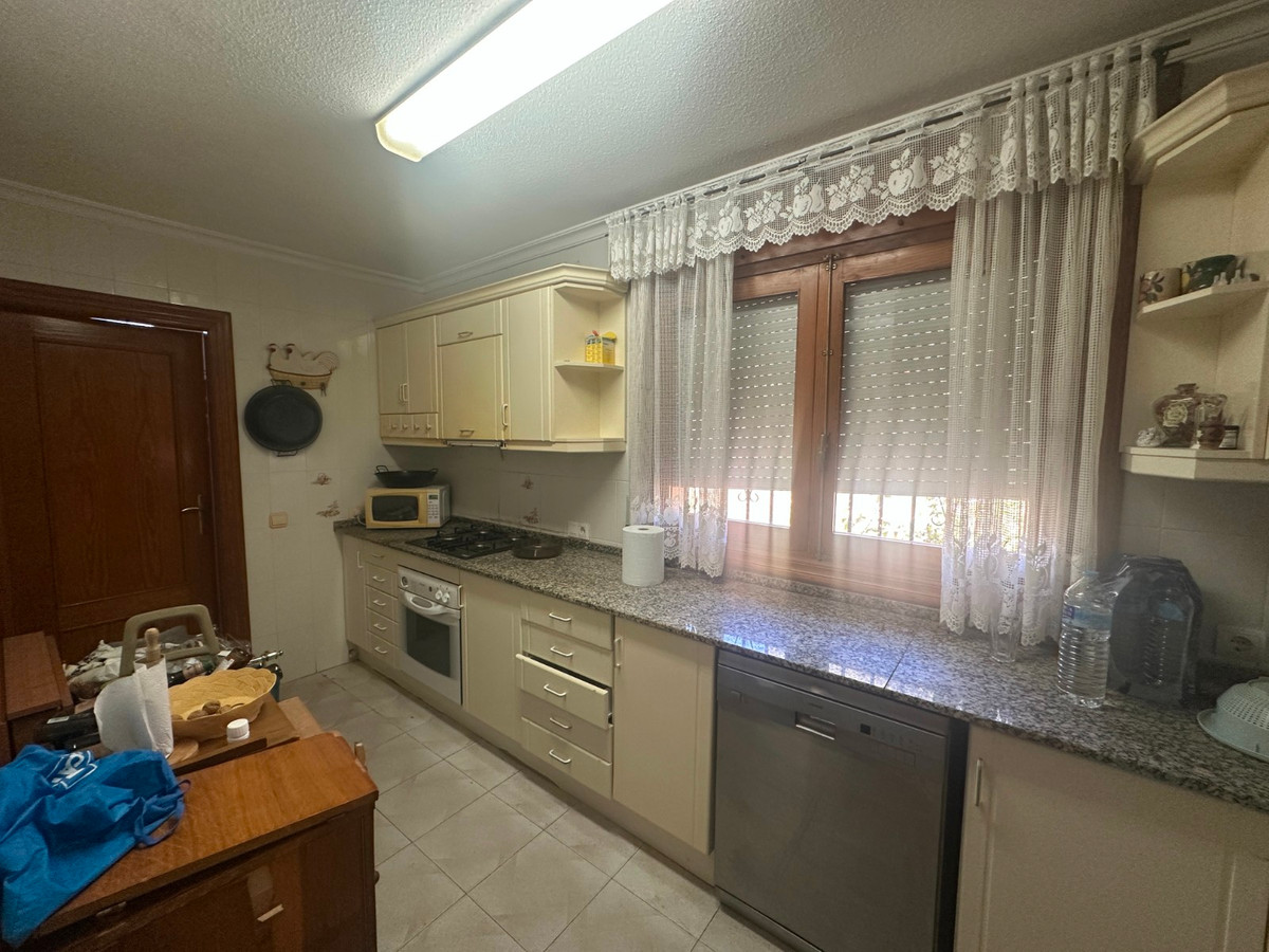 Se vende Villa - Chalet de 8 dormitorios en Costa Blanca, Alicante, España