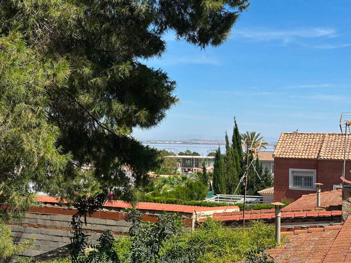Se vende Villa - Chalet de 8 dormitorios en Costa Blanca, Alicante, España