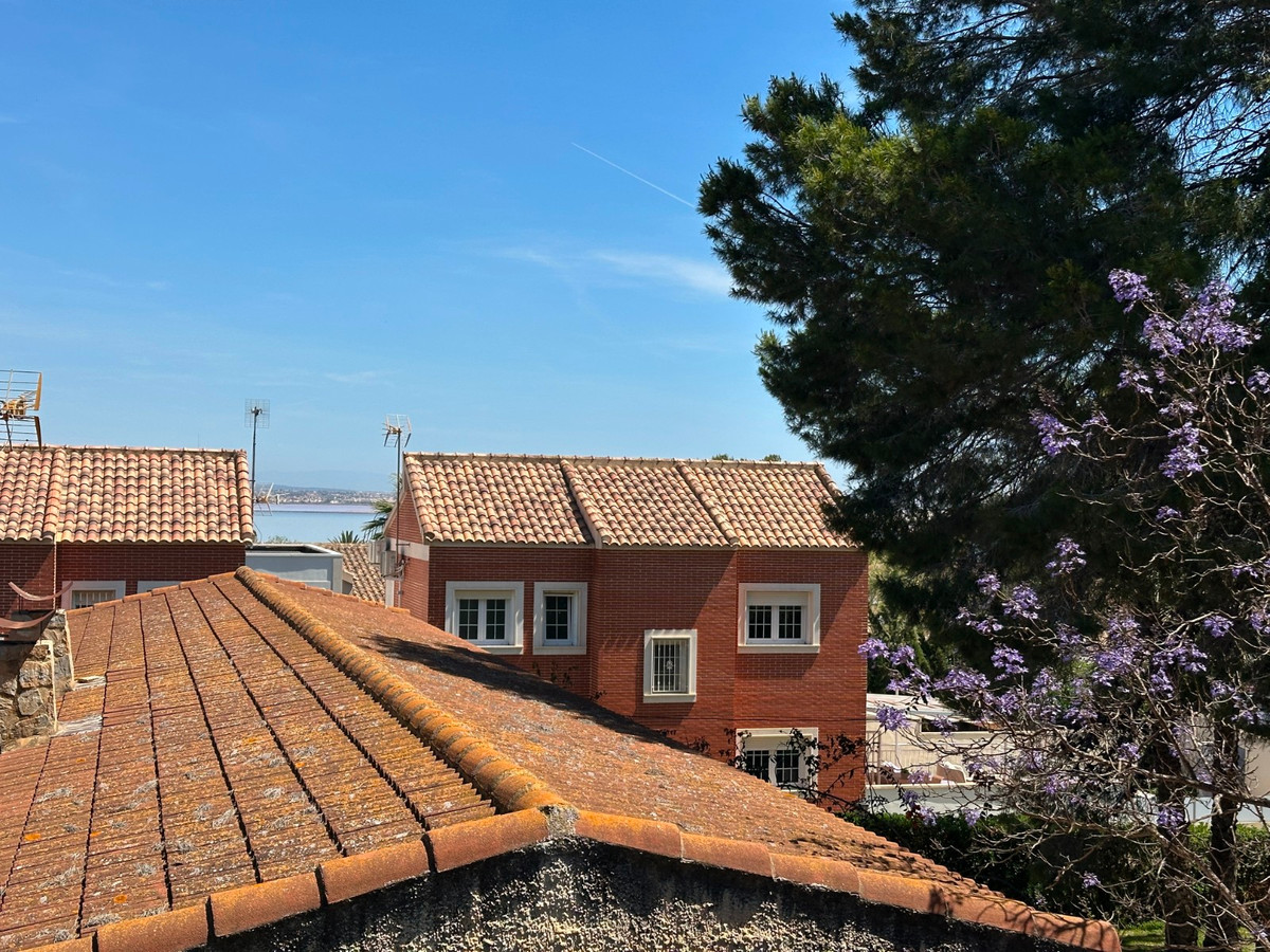 Se vende Villa - Chalet de 8 dormitorios en Costa Blanca, Alicante, España