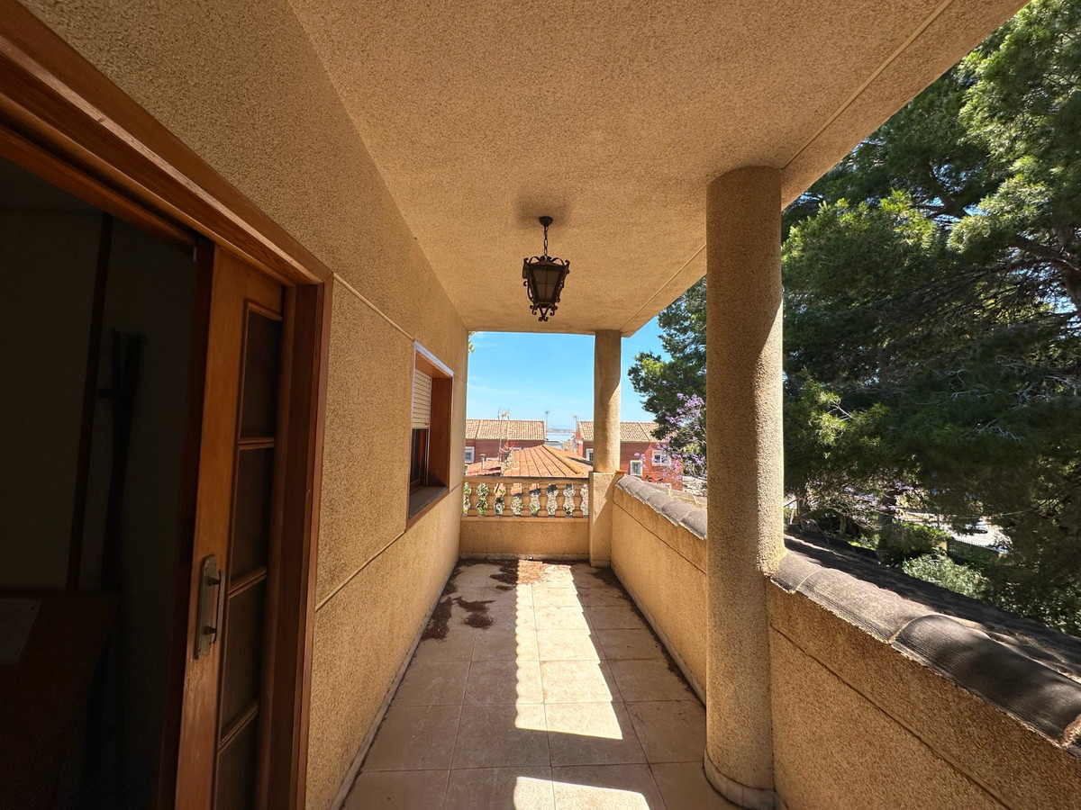 Se vende Villa - Chalet de 8 dormitorios en Costa Blanca, Alicante, España