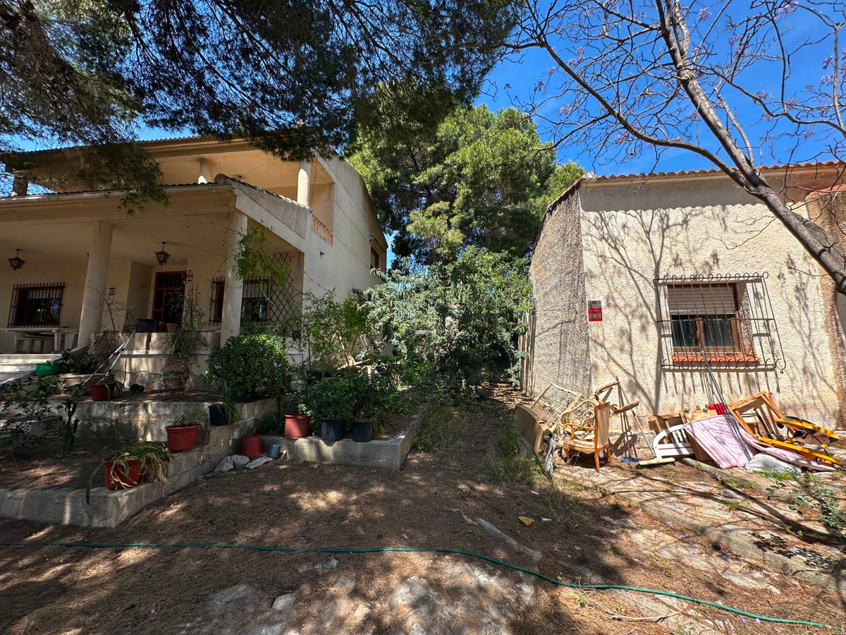 Se vende Villa - Chalet de 8 dormitorios en Costa Blanca, Alicante, España