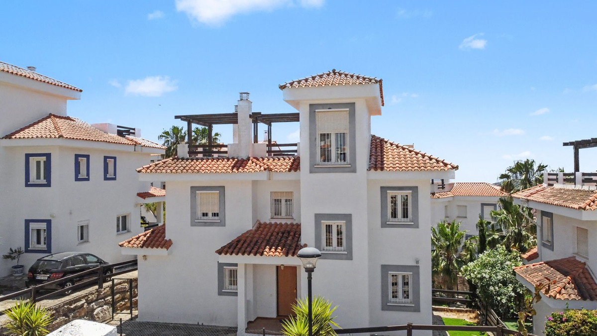 Se vende Villa - Chalet de 6 dormitorios en Costa Del Sol, Málaga, España