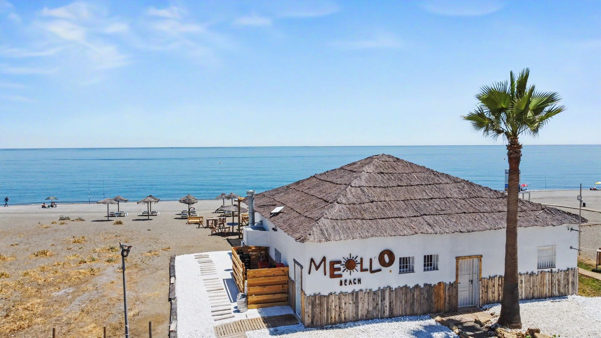 Se vende Villa - Chalet de 6 dormitorios en Costa Del Sol, Málaga, España