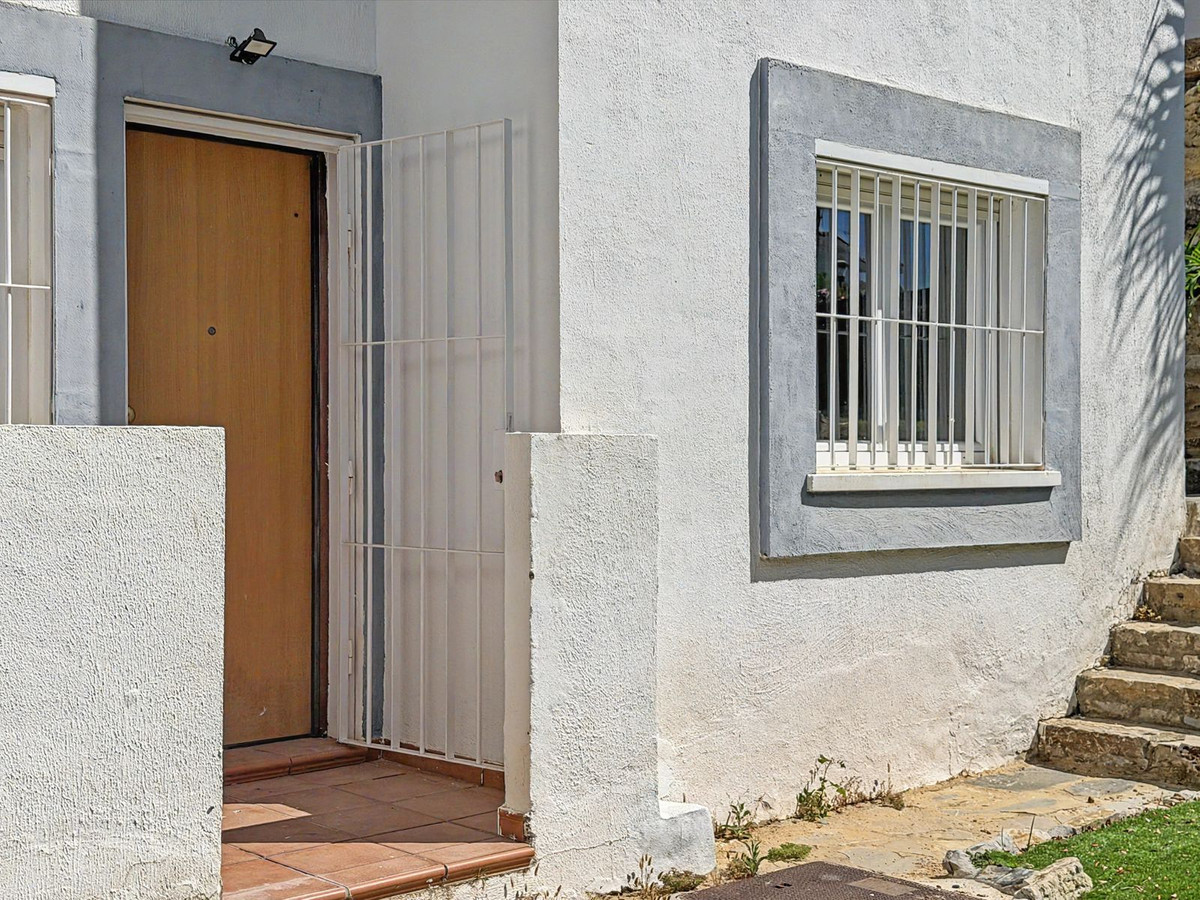 Se vende Villa - Chalet de 6 dormitorios en Costa Del Sol, Málaga, España