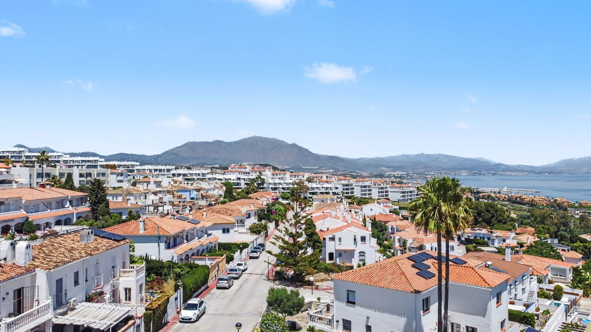 Se vende Villa - Chalet de 6 dormitorios en Costa Del Sol, Málaga, España
