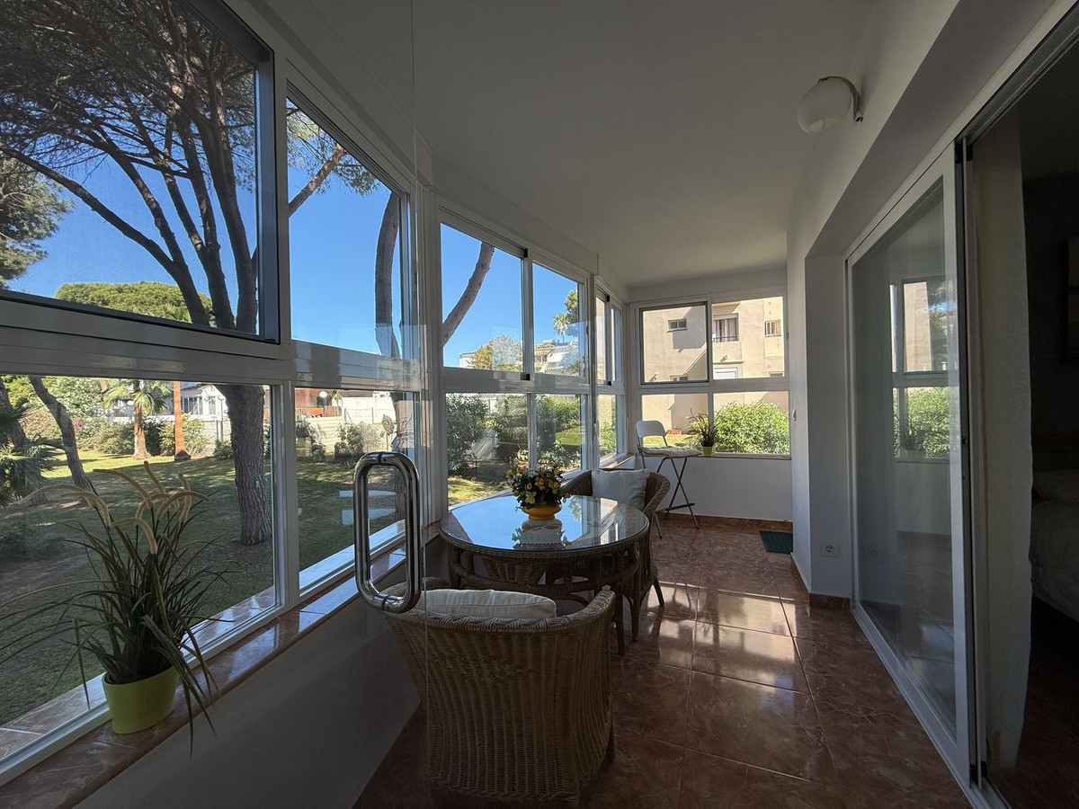 2 Bed Apartment for sale in Calahonda Costa Del Sol, Málaga, Spain