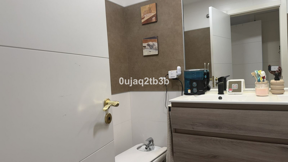 Se vende Apartamento Planta Baja de 2 dormitorios en Costa Del Sol, Málaga, España