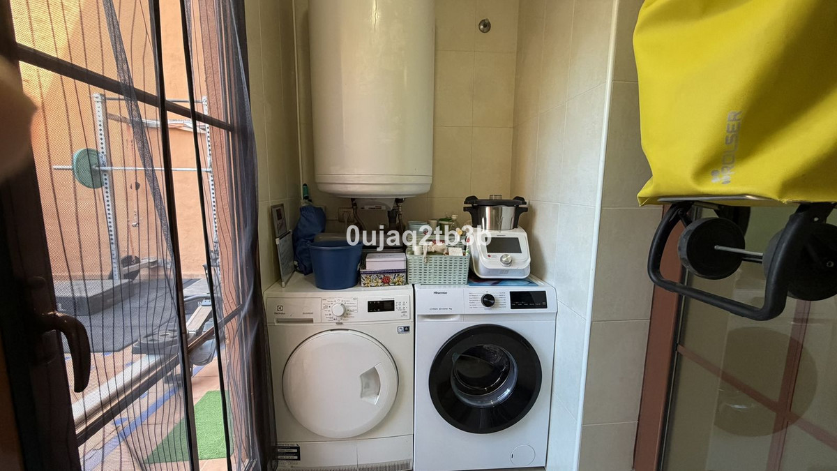 Se vende Apartamento Planta Baja de 2 dormitorios en Costa Del Sol, Málaga, España