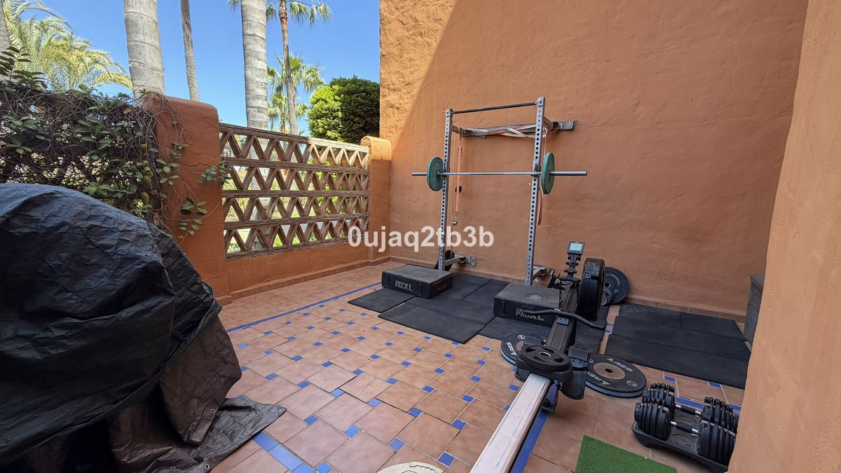 Se vende Apartamento Planta Baja de 2 dormitorios en Costa Del Sol, Málaga, España