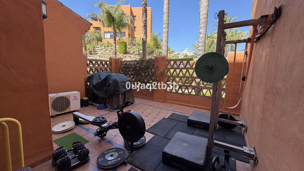 Se vende Apartamento Planta Baja de 2 dormitorios en Costa Del Sol, Málaga, España