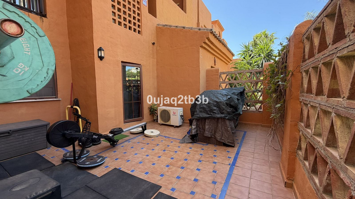 Se vende Apartamento Planta Baja de 2 dormitorios en Costa Del Sol, Málaga, España