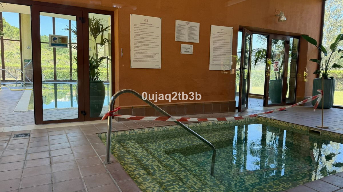 Se vende Apartamento Planta Baja de 2 dormitorios en Costa Del Sol, Málaga, España