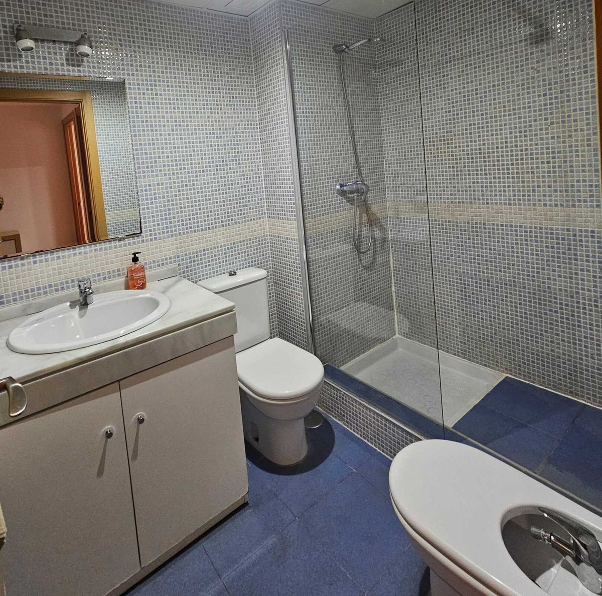 Se vende Apartamento Planta Baja de 3 dormitorios en Costa Del Sol, Málaga, España