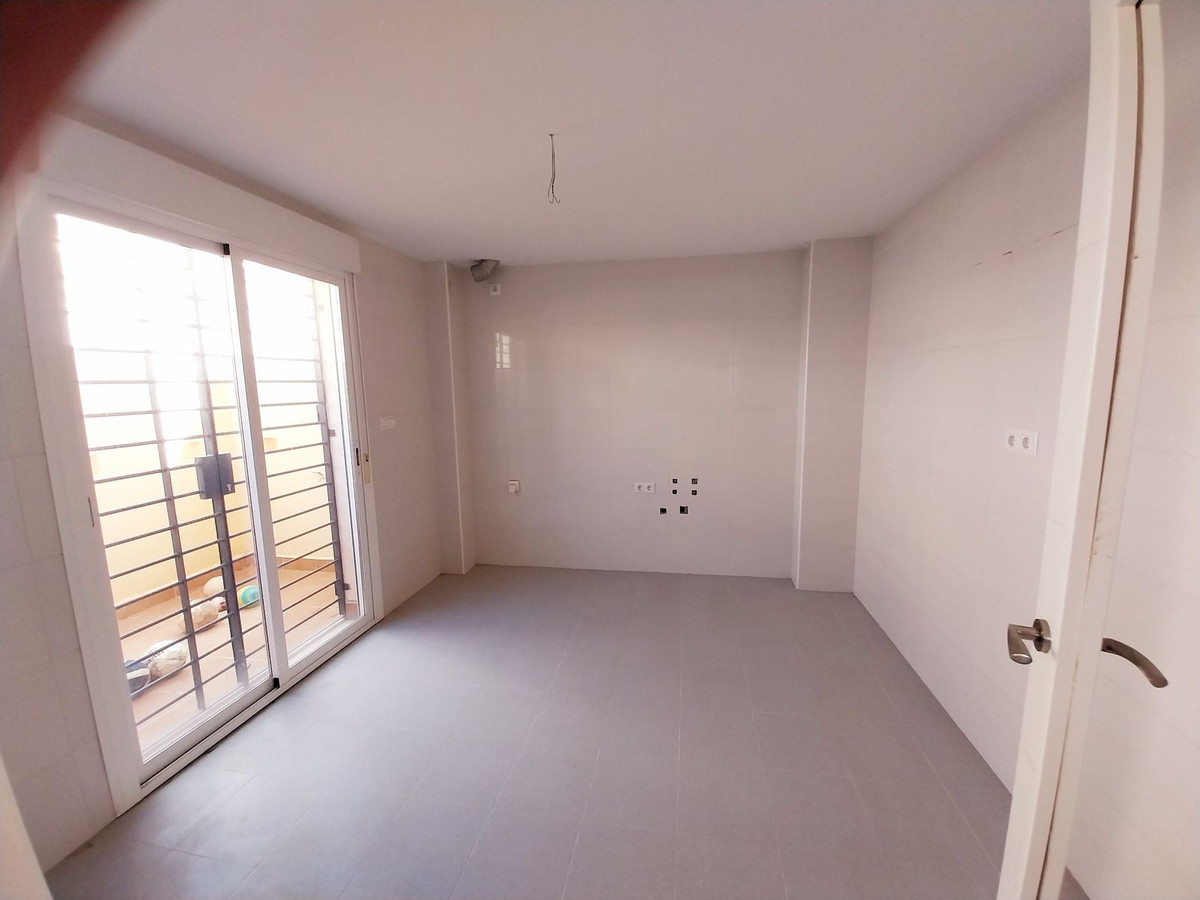 4 Bed Townhouse for sale in Calahonda Costa Del Sol, Málaga, Spain