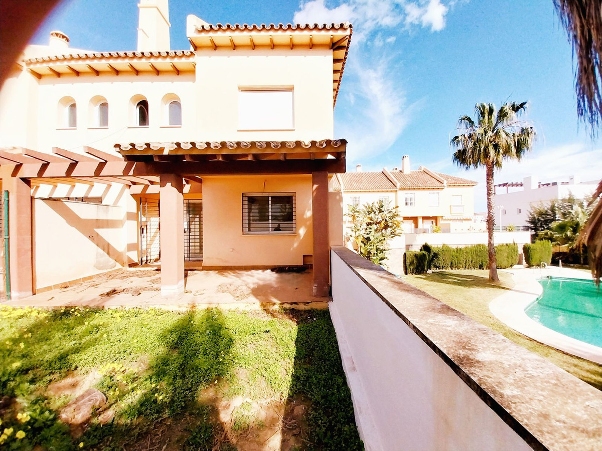 4 Bed Townhouse for sale in Calahonda Costa Del Sol, Málaga, Spain