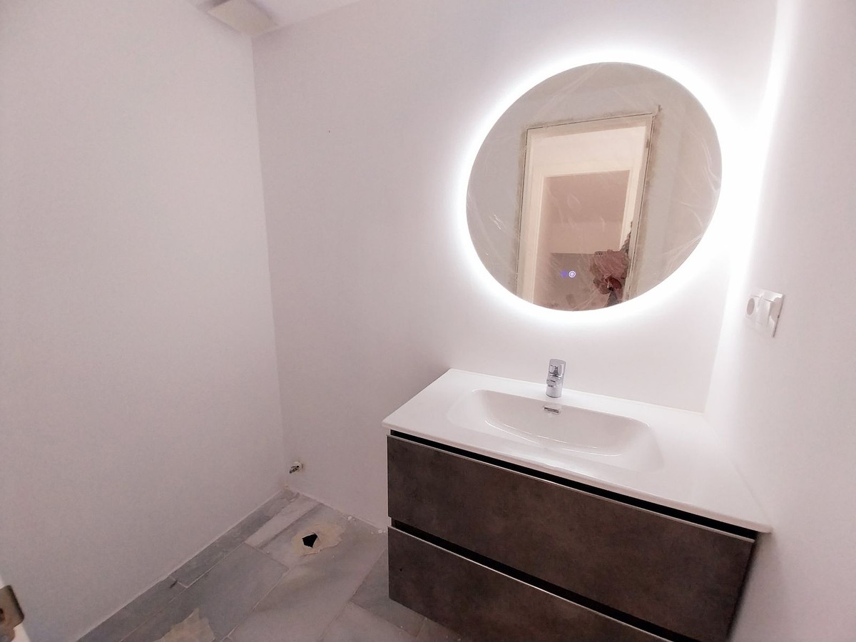4 Bed Townhouse for sale in Calahonda Costa Del Sol, Málaga, Spain