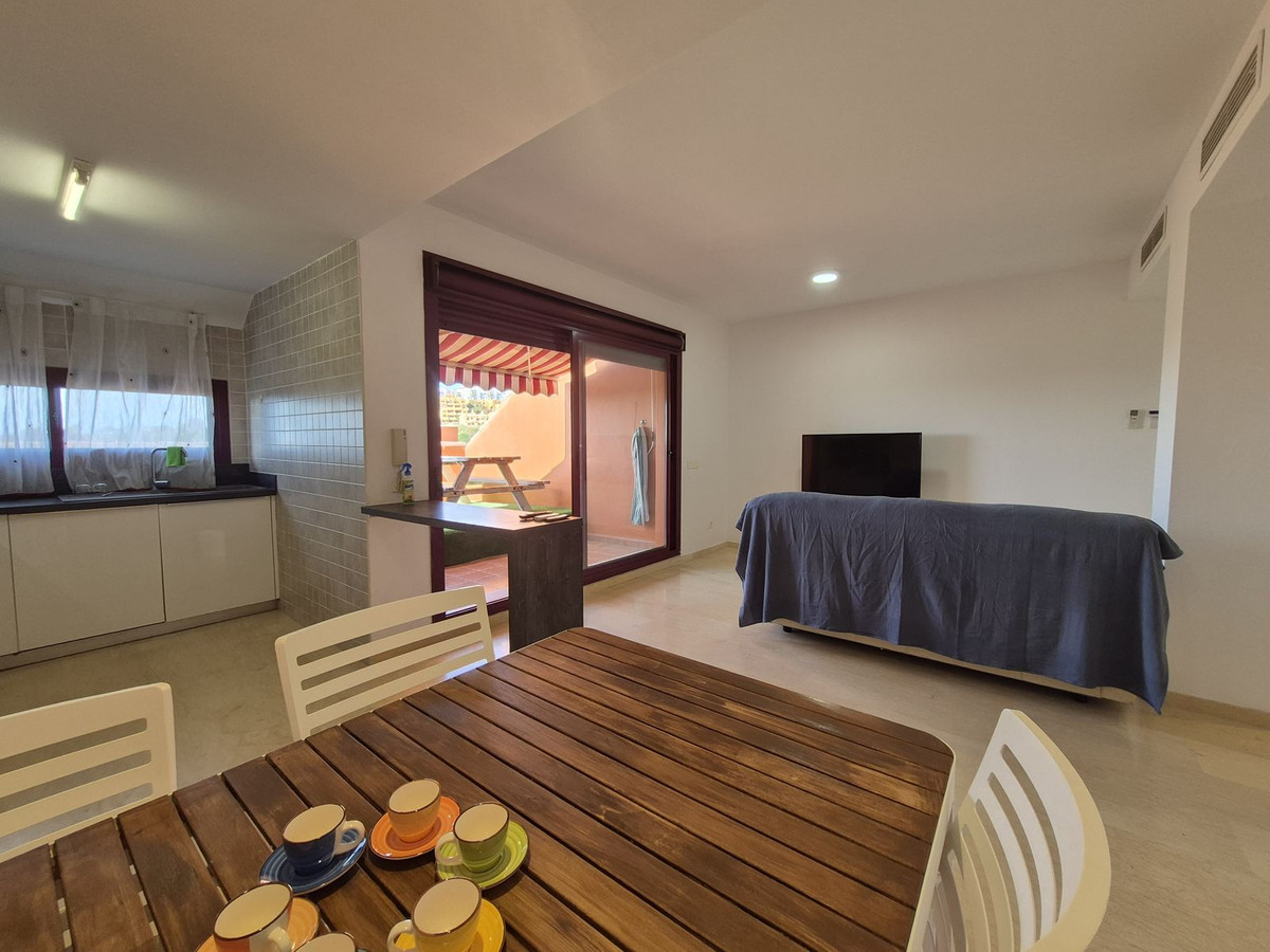 2 Bed Apartment for sale in La Duquesa Costa Del Sol, Málaga, Spain