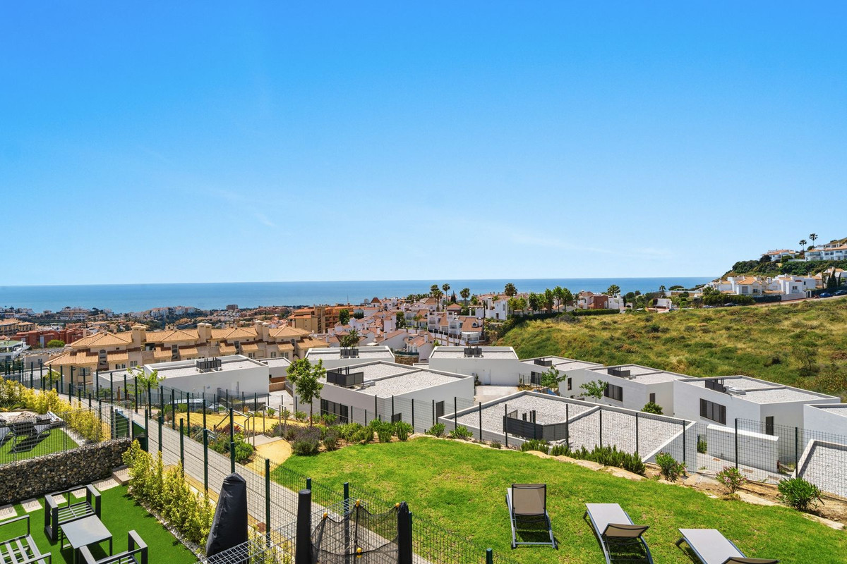 3 Bed Townhouse for sale in Riviera Del Sol Costa Del Sol, Málaga, Spain