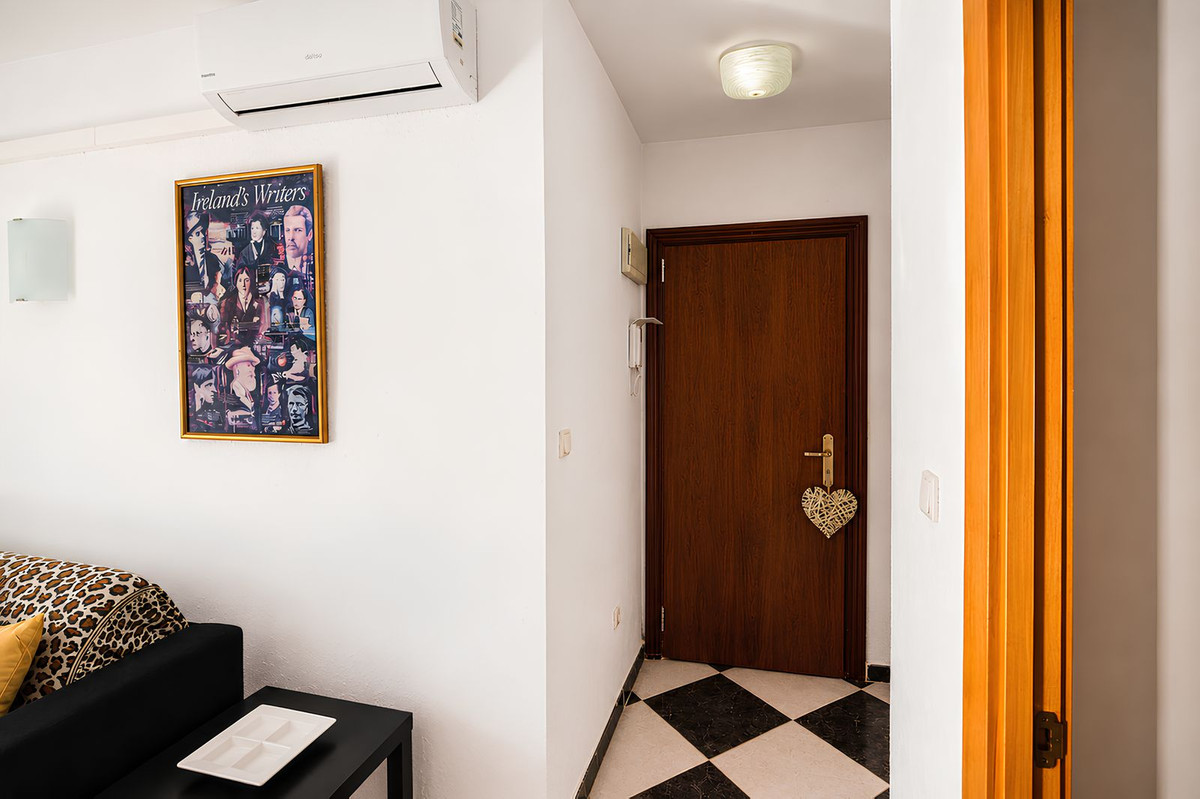 Se vende Apartamento en Planta Última de 1 dormitorios en Costa Del Sol, Málaga, España