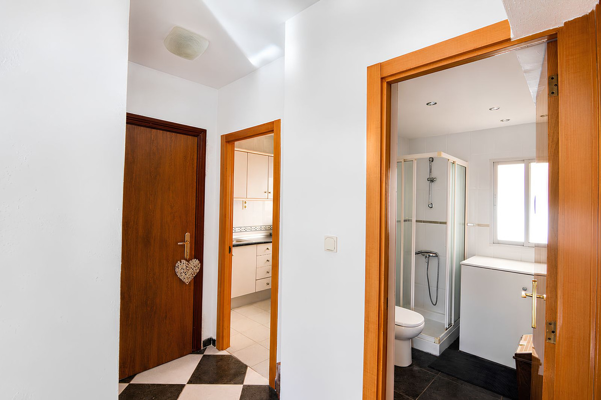 Se vende Apartamento en Planta Última de 1 dormitorios en Costa Del Sol, Málaga, España