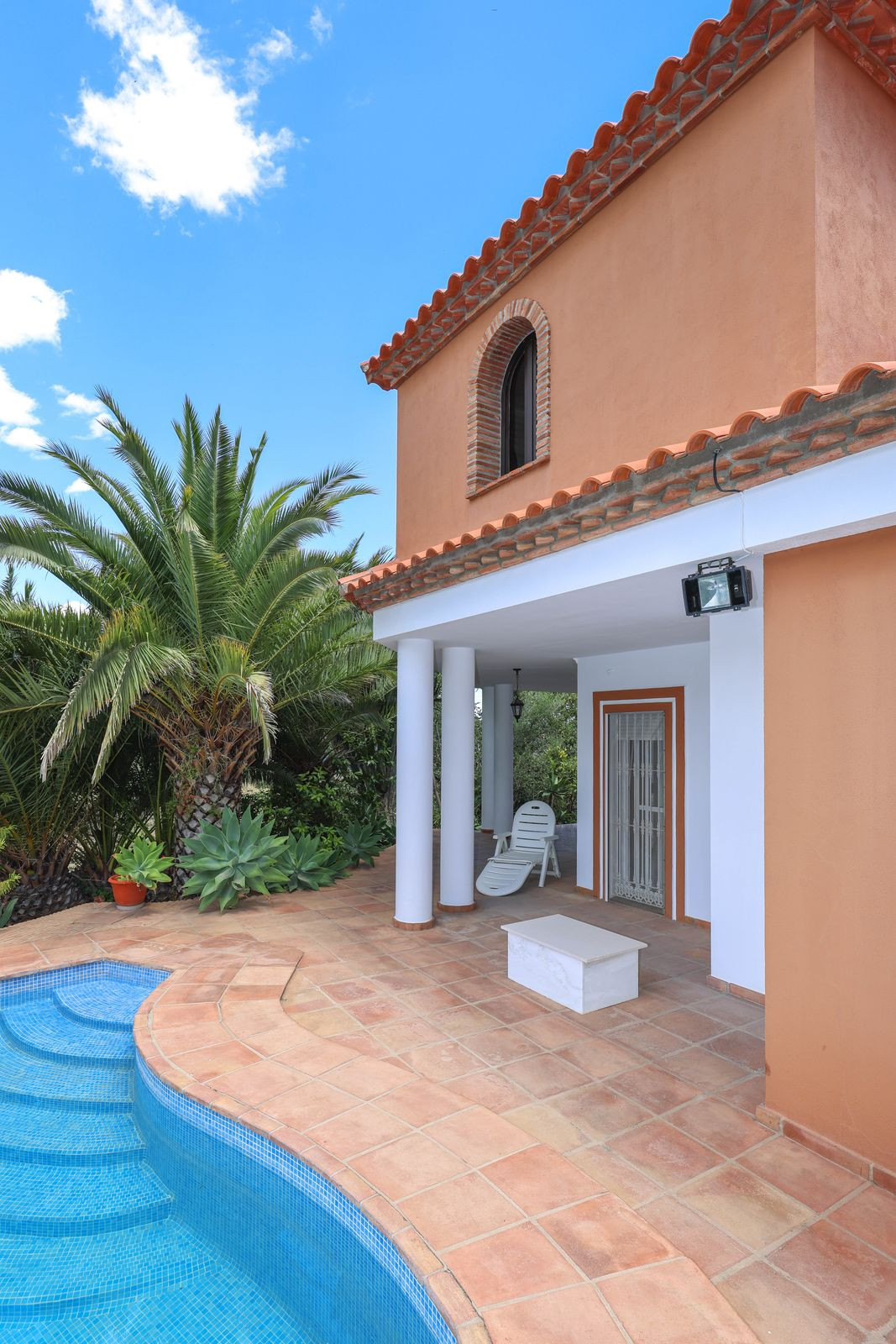 3 Bed Townhouse for sale in Monda Costa Del Sol, Málaga, Spain