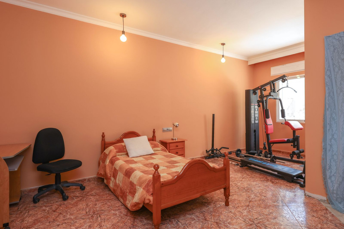3 Bed Townhouse for sale in Monda Costa Del Sol, Málaga, Spain