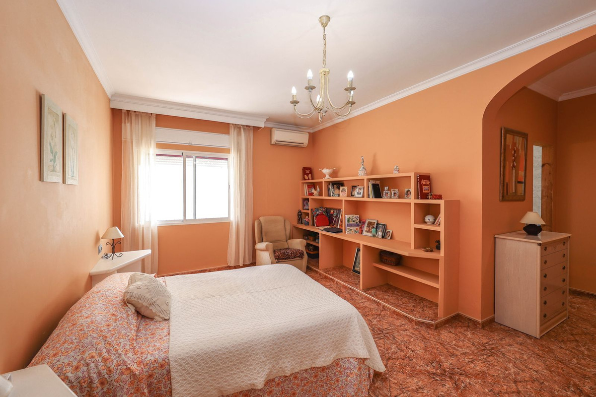 3 Bed Townhouse for sale in Monda Costa Del Sol, Málaga, Spain