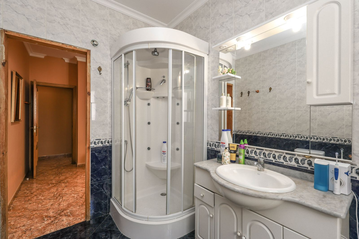 3 Bed Townhouse for sale in Monda Costa Del Sol, Málaga, Spain