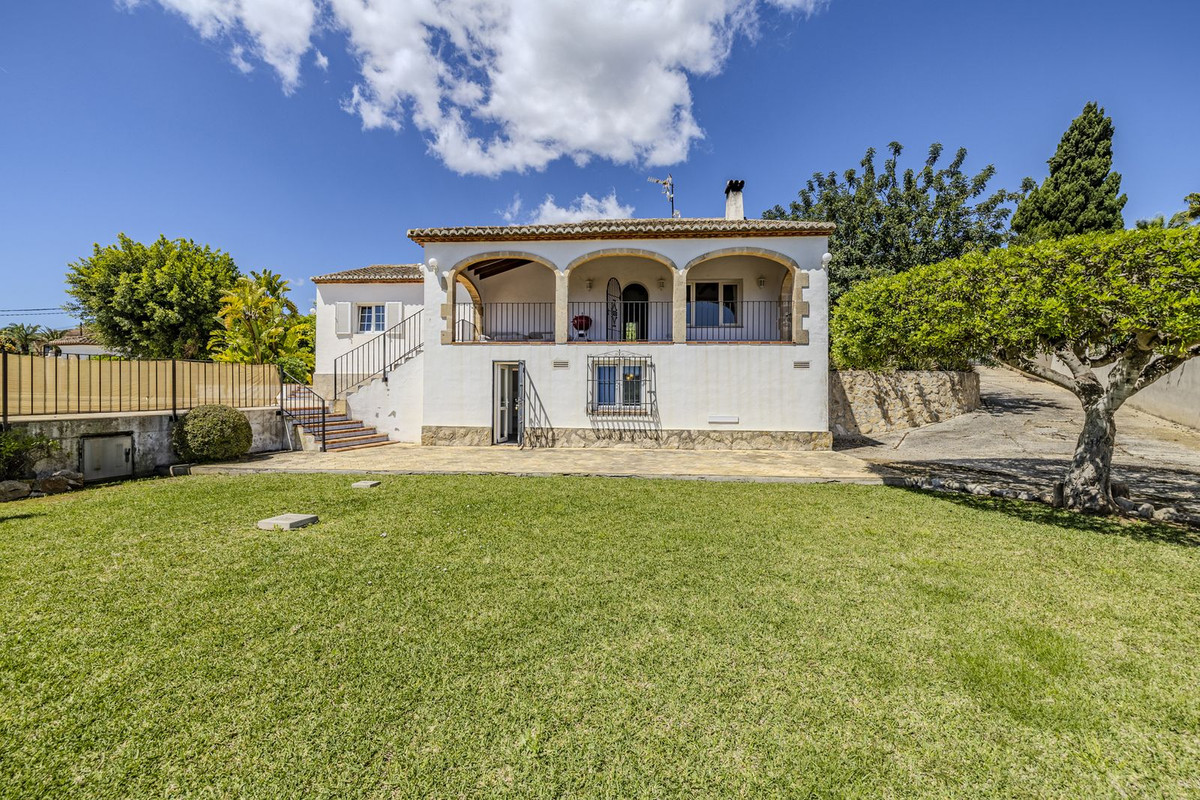 6 Bed Townhouse for sale in Javea Costa Blanca, Alicante, Spain