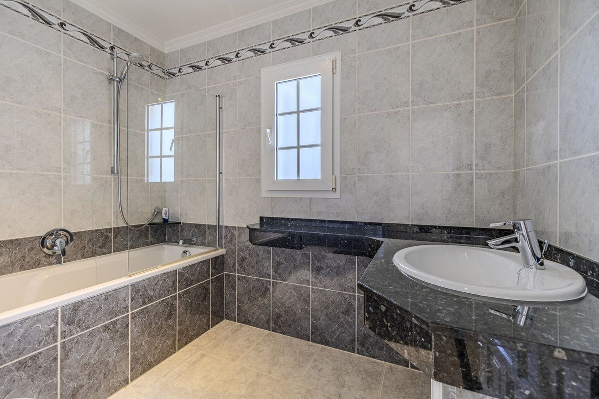 6 Bed Townhouse for sale in Javea Costa Blanca, Alicante, Spain