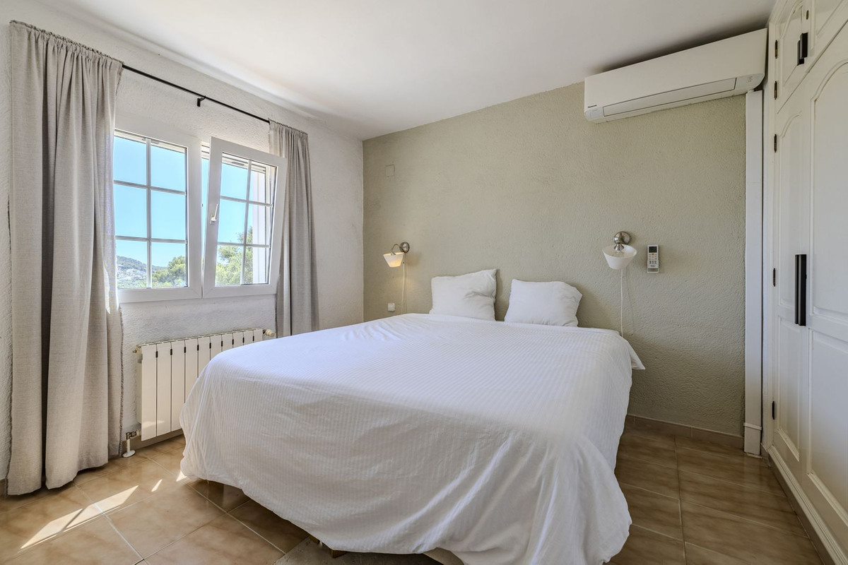6 Bed Townhouse for sale in Javea Costa Blanca, Alicante, Spain