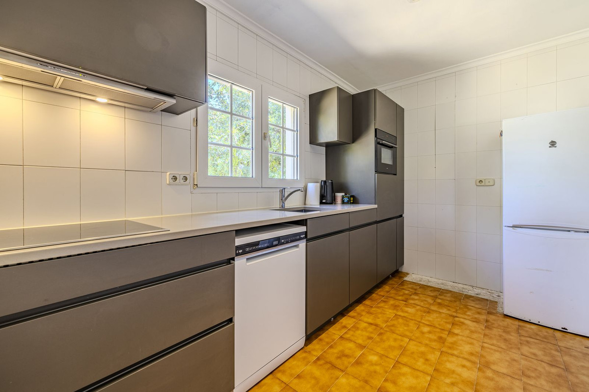 6 Bed Townhouse for sale in Javea Costa Blanca, Alicante, Spain