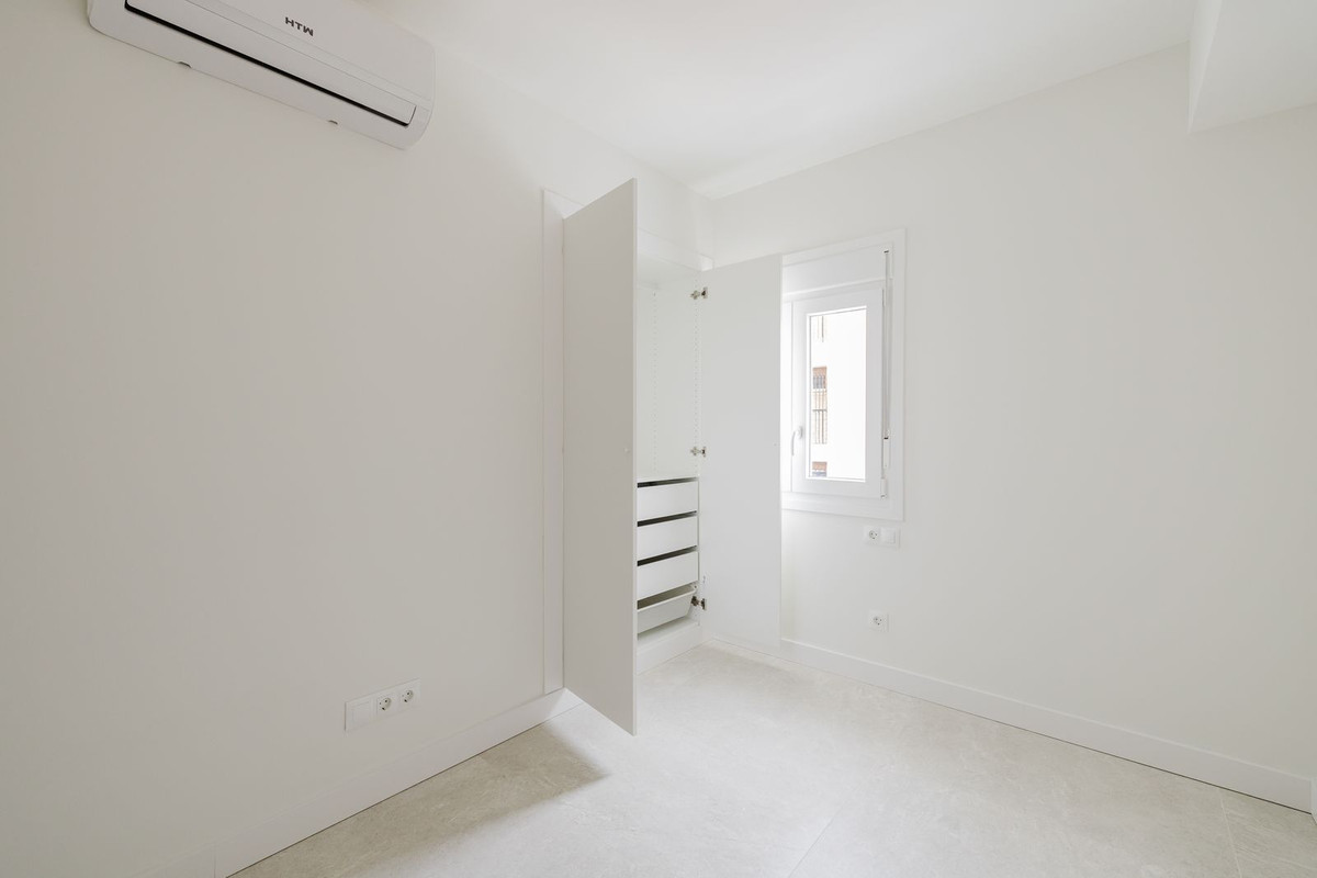 3 Bed Apartment for sale in Torremolinos Centro Costa Del Sol, Málaga, Spain