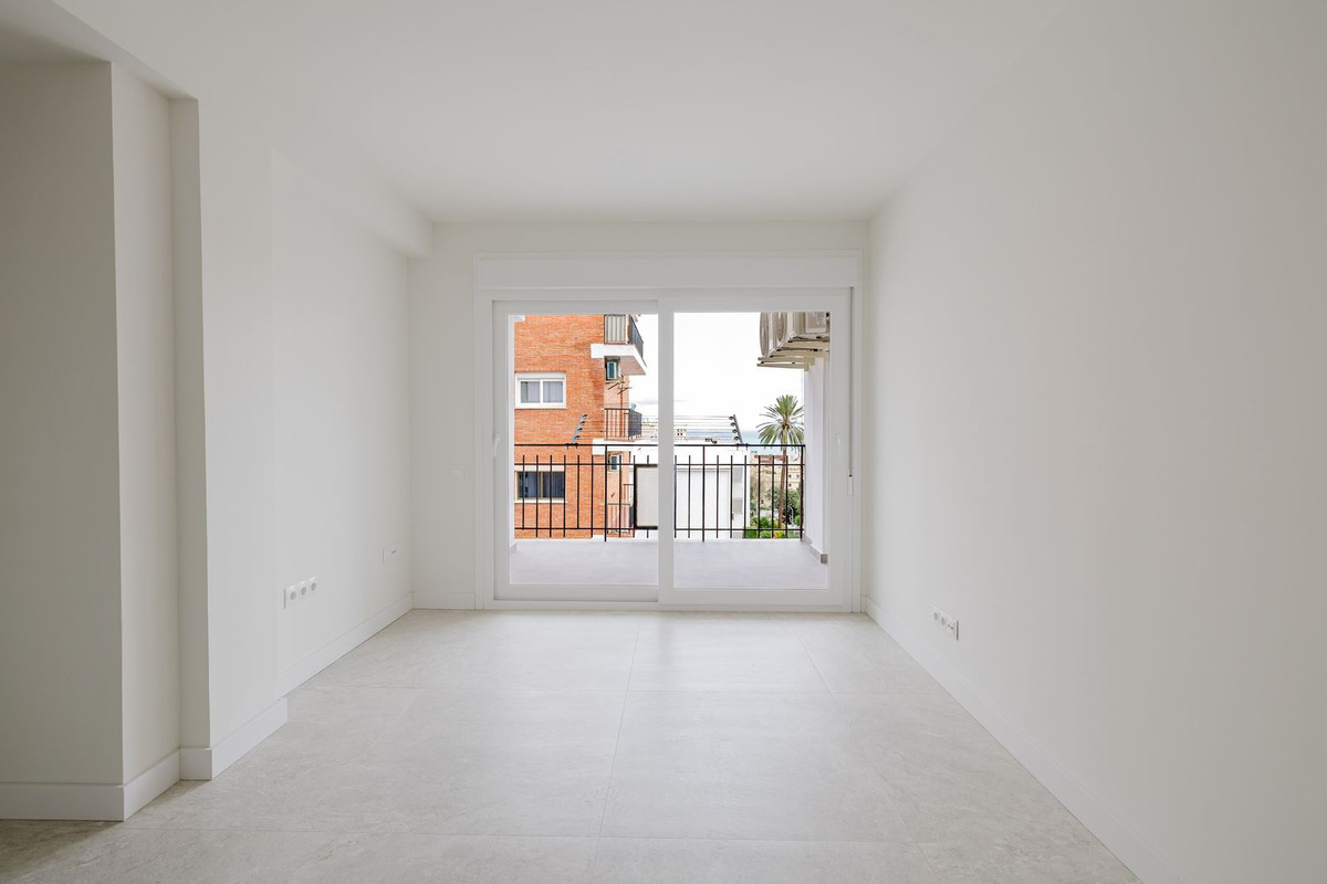 3 Bed Apartment for sale in Torremolinos Centro Costa Del Sol, Málaga, Spain