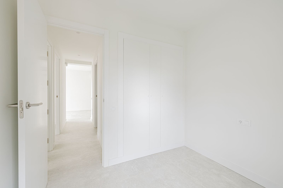 3 Bed Apartment for sale in Torremolinos Centro Costa Del Sol, Málaga, Spain