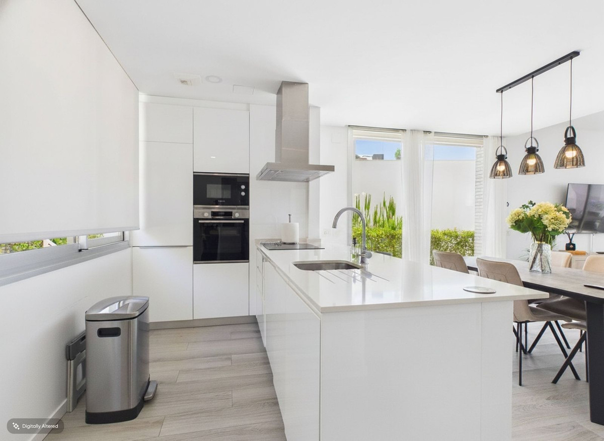 3 Bed Townhouse for sale in Cancelada Costa Del Sol, Málaga, Spain